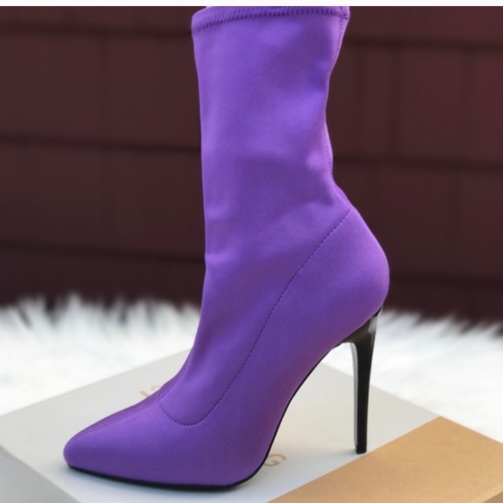 Call It Spring Hailassi Sock Bootie in Purple - Picture 5 of 11
